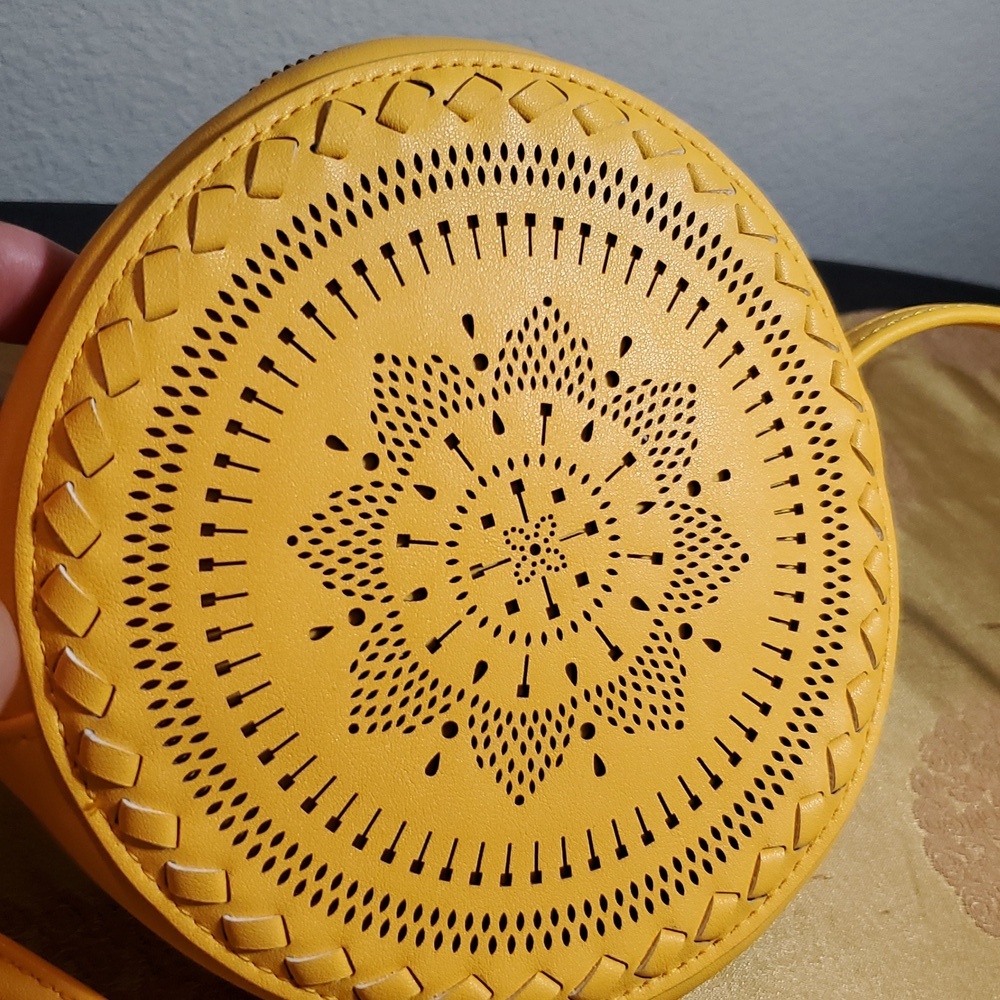 🌻LOVED YELLOW BAG - Picture 16 of 16